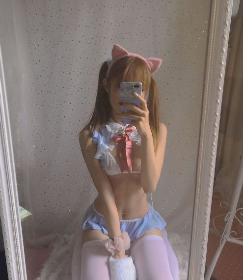 鲜花盛开的山村演员表